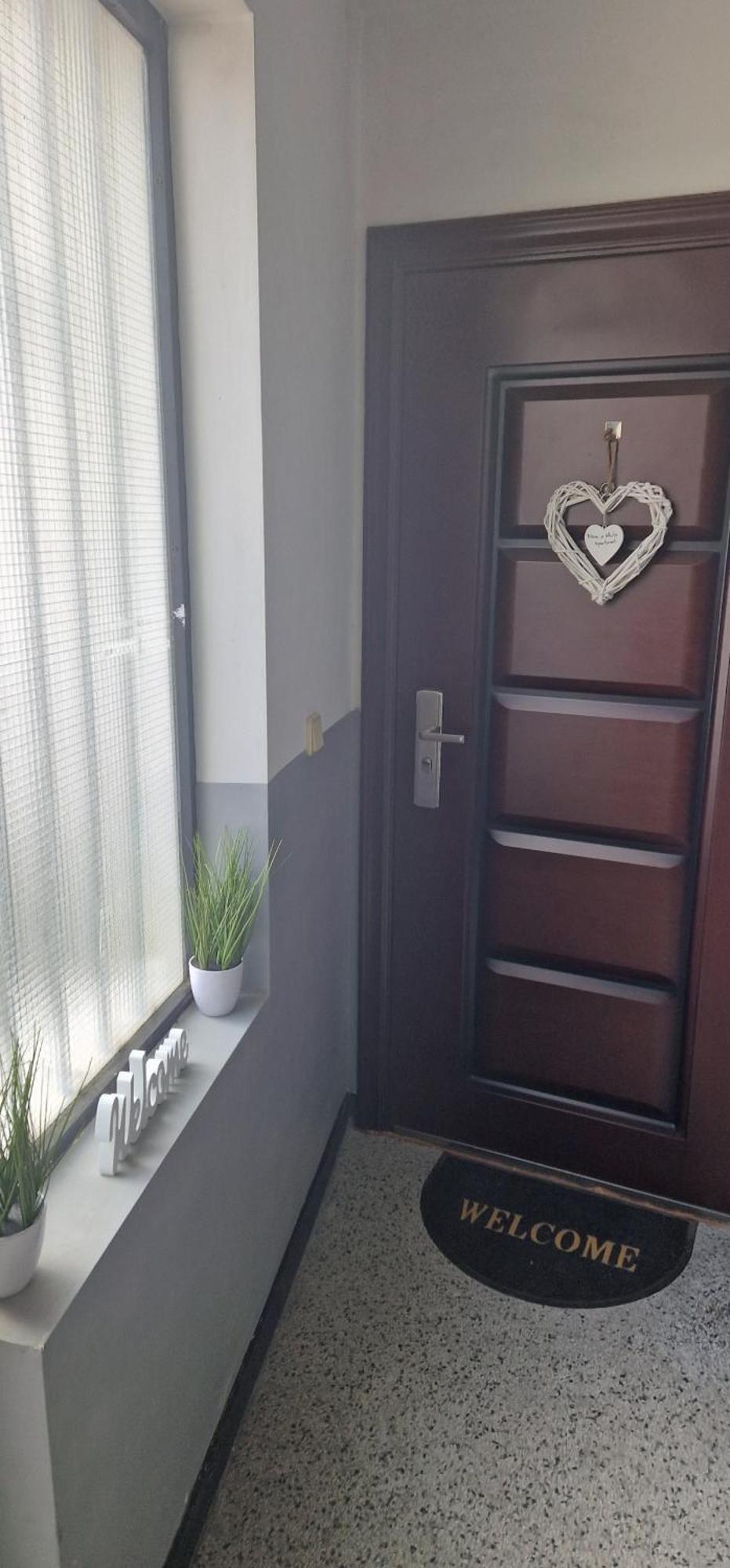 Black And White Apartment Karlowo Exterior foto